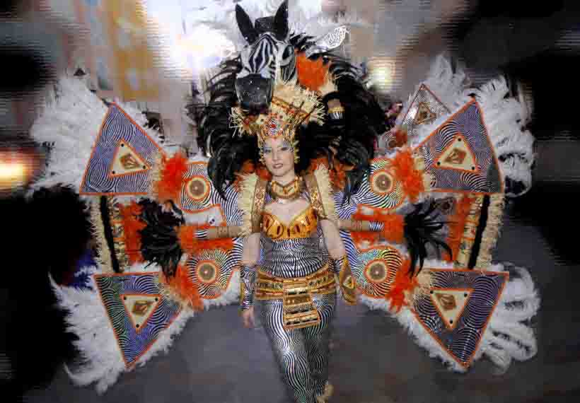 Desfile de carnaval en Cartagena 2013