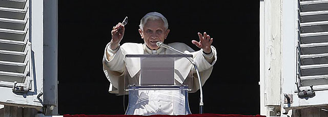 El Papa renuncia por falta de fuerzas