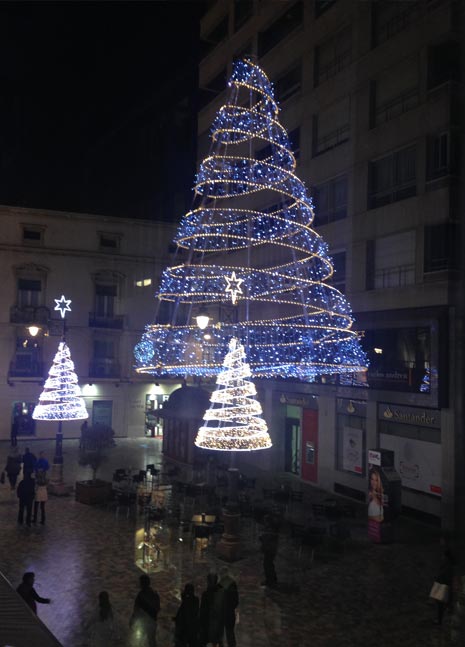 En Cartagena la iluminación navideña ya la tenemos en marcha 