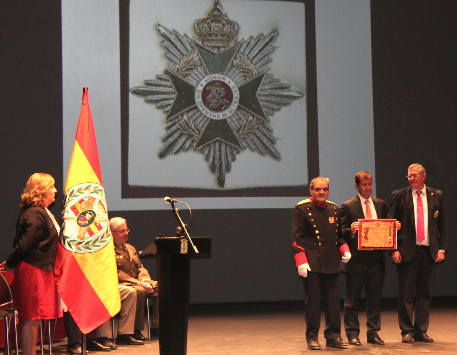 Homenaje a las víctimas del terrorismo y en acto de servicio de las Fuerzas Armadas, Fuerzas y Cuerpos de Seguridad y Seguridad Privada Murcia 2016